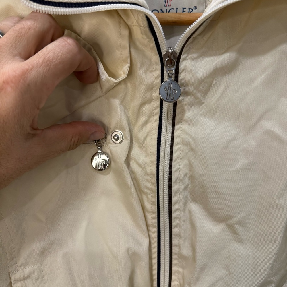 Moncler Cream Ivory Lightweight Bomber Jacket Women’s Size S - Picture 4 of 7